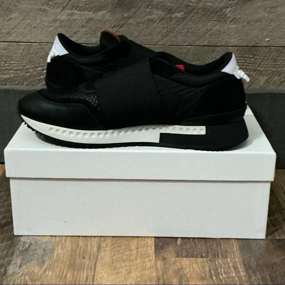 Givenchy Active Runner Elastic Sneakers Black & White - Men’s Size EU 45/US 12